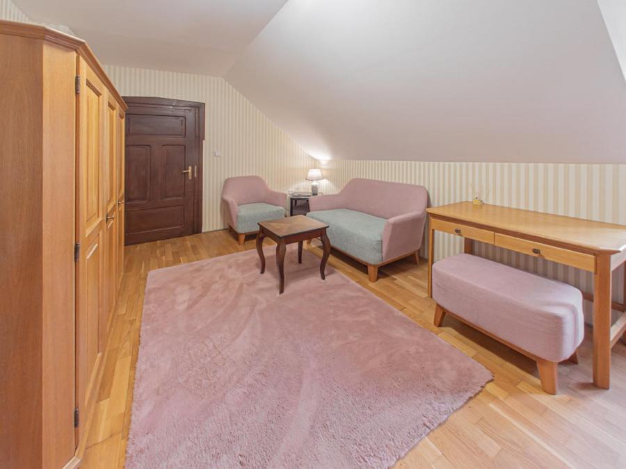 Hotel Salamander Banska Stiavnica Bagian luar foto